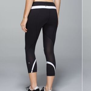 Lululemon Run: Inspire Crop II
